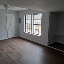 423 Ellana Claire Ct in San Antonio, TX - Building Photo - Building Photo