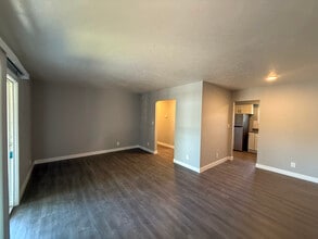 Standard Street Oasis Apartments in Spokane, WA - Building Photo - Building Photo