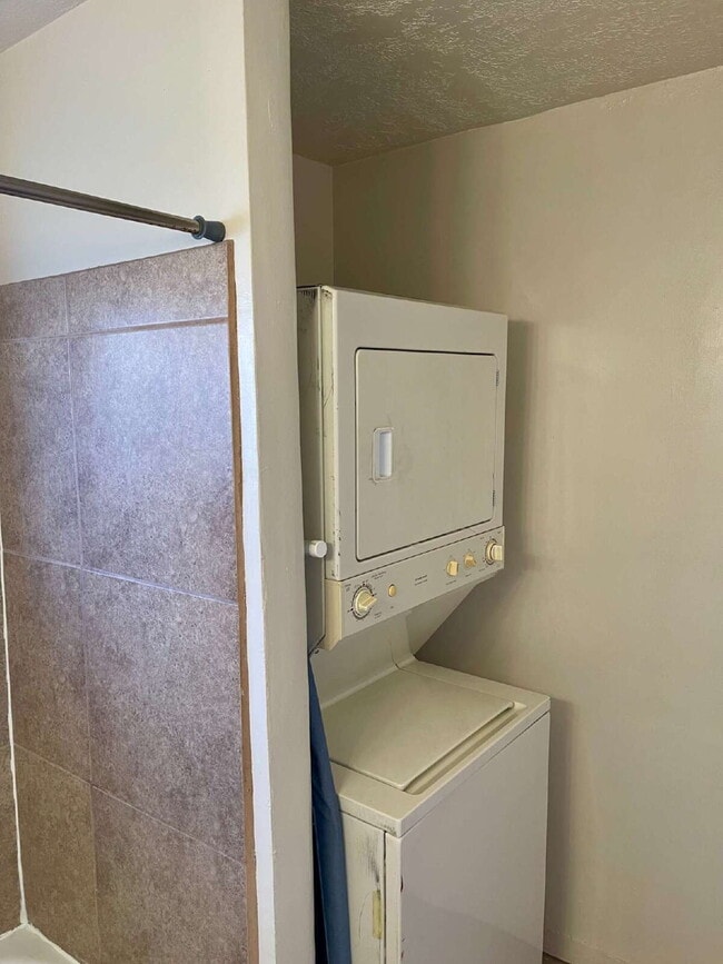 3531 Ross Ave SE in Albuquerque, NM - Foto de edificio - Building Photo