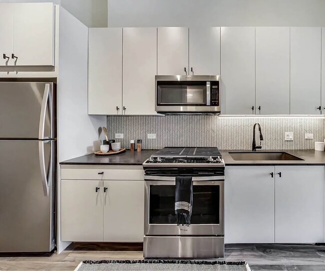 3130 37th St, Unit 3