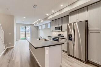 911 Tennyson St in Denver, CO - Building Photo - Building Photo