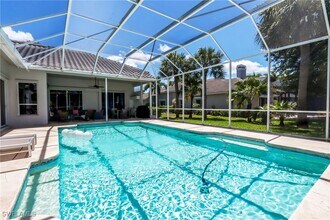 3510 Lakemont Dr in Bonita Springs, FL - Building Photo - Building Photo