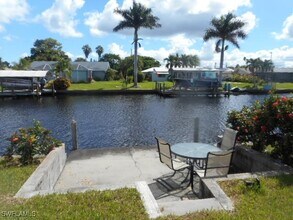 4331 SE 1st Ave in Cape Coral, FL - Building Photo - Building Photo