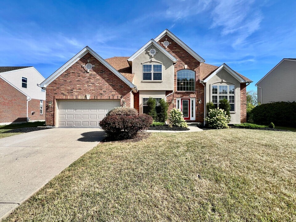 6608 Rosemont Ln in Mason, OH - Building Photo