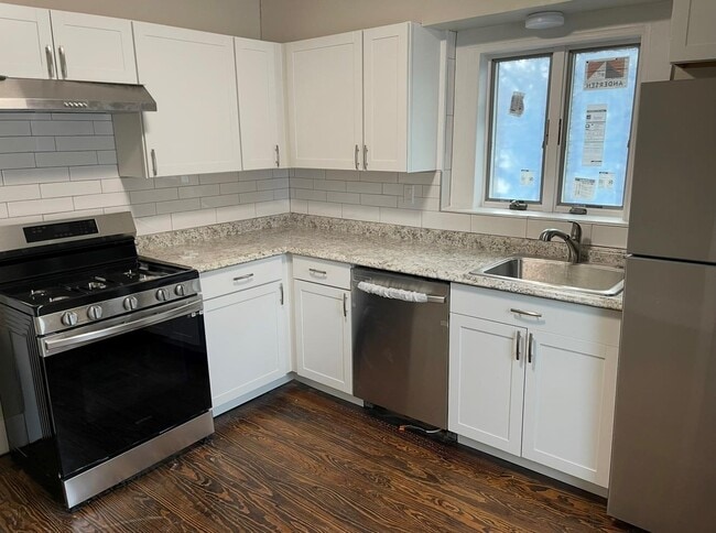 118 Linderman Ave in Kingston, NY - Building Photo - Building Photo