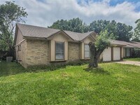 16343 Maplemont Dr photo'