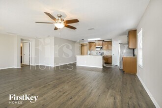 3414 Canyon Falls Dr in Green Cove Springs, FL - Foto de edificio - Building Photo