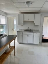 103 Pleasant St, Unit 1 in Woburn, MA - Building Photo - Building Photo