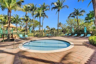 19501 W Country Club Dr, Unit 2507 in Aventura, FL - Building Photo - Building Photo