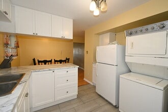 41 Moore St in Kitimat, BC - Building Photo - Building Photo