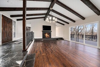 39395 Kristy Plaza in Omaha, NE - Building Photo - Building Photo