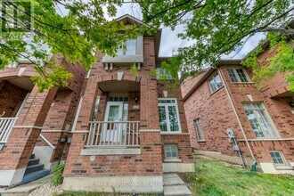 83 Bur Oak Ave in Markham, ON - Building Photo - Building Photo