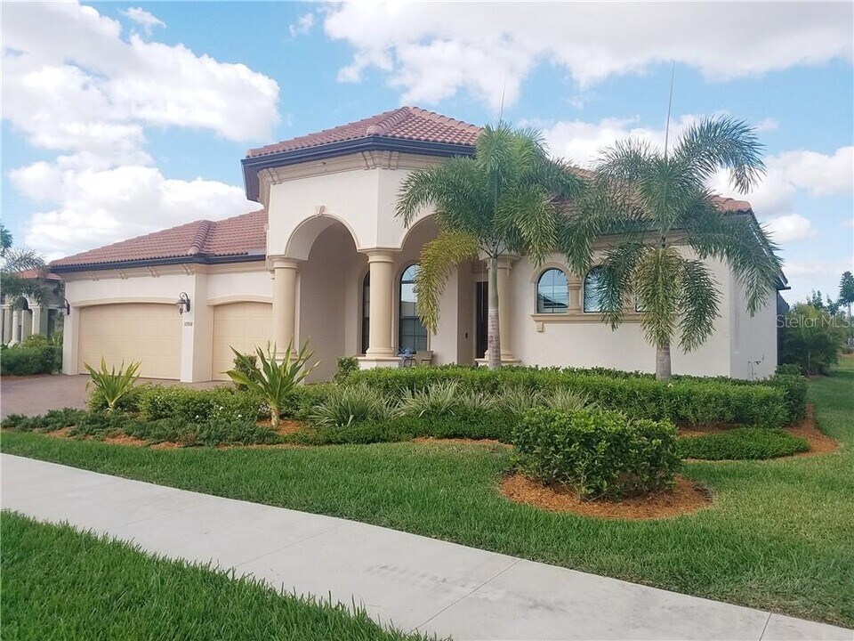 10908 Bullrush Dr in Venice, FL - Building Photo