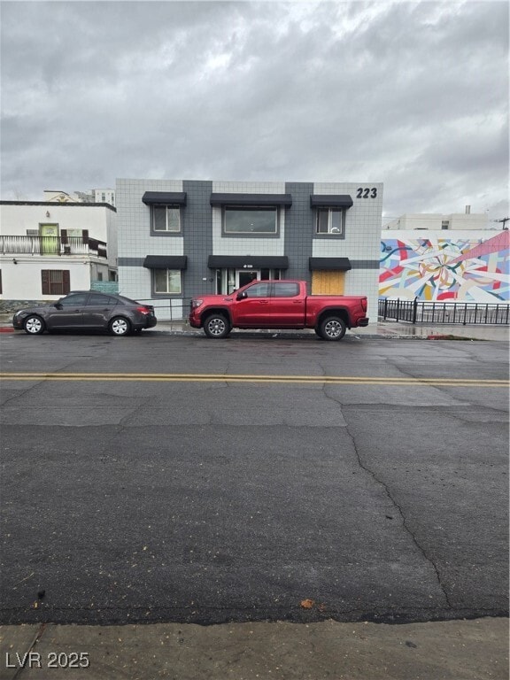 property at 223 N 9th St