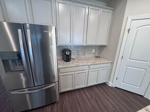 1068 Holland Ridge Wy in Lebanon, TN - Building Photo - Building Photo