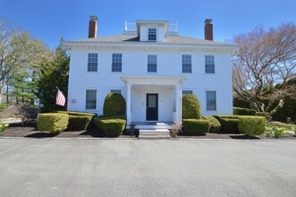66 Tucker Ln in Dartmouth, MA - Building Photo - Building Photo
