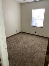 832 E Keysville Rd in Plant City, FL - Foto de edificio - Building Photo