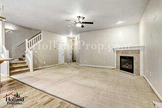 244 NW Glencory St in Hillsboro, OR - Building Photo - Building Photo