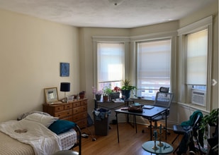 102 Queensberry St, Unit 10 in Boston, MA - Foto de edificio - Building Photo