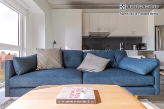 343 W Schiller St in Chicago, IL - Building Photo - Building Photo