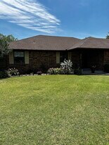 9119 N 153rd East Ave in Owasso, OK - Building Photo