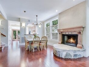 1002 Lorrain St in Austin, TX - Building Photo - Building Photo