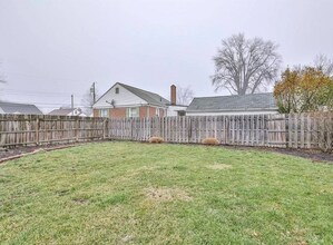 4004 Matson Ave, Unit 2 in Cincinnati, OH - Building Photo - Building Photo