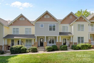 11013 Dundarrach Ln in Charlotte, NC - Building Photo