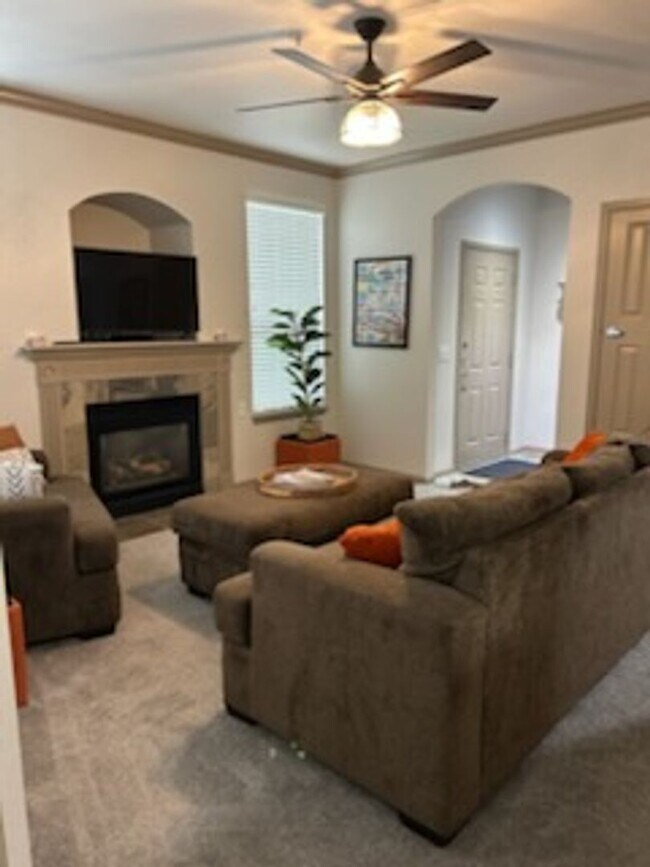 5620 Fossil Creek Pkwy