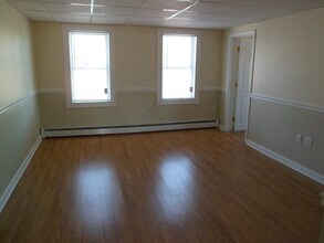 227 Standish Ave in Plymouth, MA - Building Photo - Building Photo
