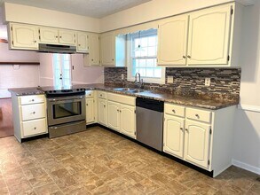 12003 Corbin Dr in Fishers, IN - Building Photo - Building Photo