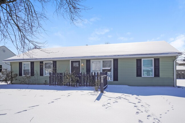 property at 899 Cherrydale Ave