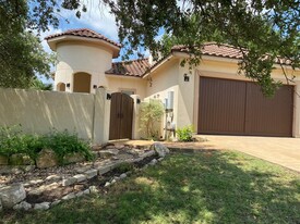 15107 Lariat Trail