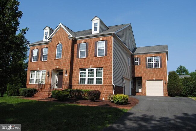 22754 Brookshade Dr in Ashburn, VA - Building Photo - Building Photo