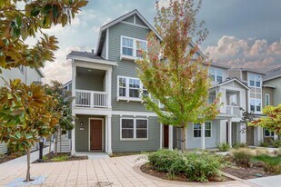 141 Orbit Wy in Mountain View, CA - Building Photo