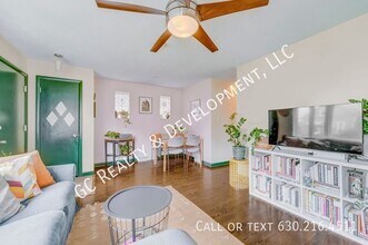 3712 W Concord Pl in Chicago, IL - Building Photo - Building Photo