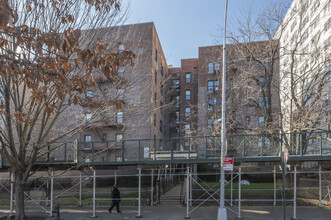 1176 Ocean Pky in Brooklyn, NY - Building Photo - Building Photo