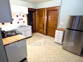 801 4th St E in St. Paul, MN - Building Photo - Building Photo