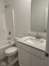 2884 Woods Edge Dr in Greenwood, IN - Building Photo - Building Photo