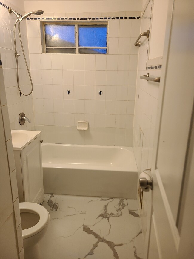 9800 S Merrion Ave in Chicago, IL - Building Photo - Building Photo