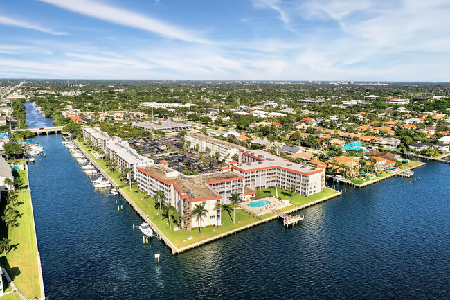 100 Paradise Harbour Blvd in North Palm Beach, FL - Building Photo - Building Photo