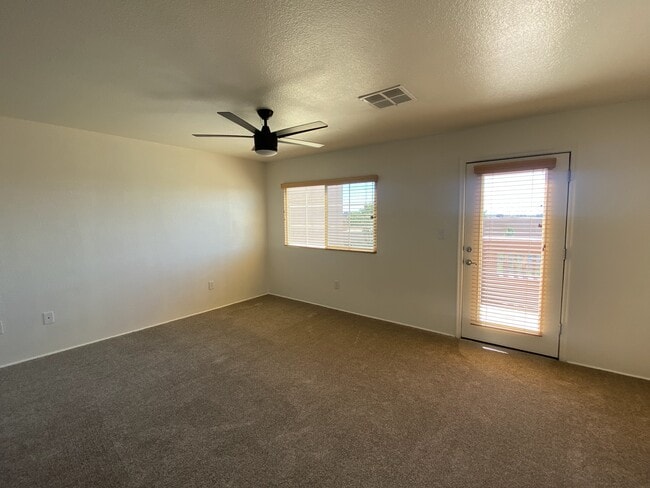 2210 Miguel Chavez Rd, Unit 1023 in Santa Fe, NM - Building Photo - Building Photo