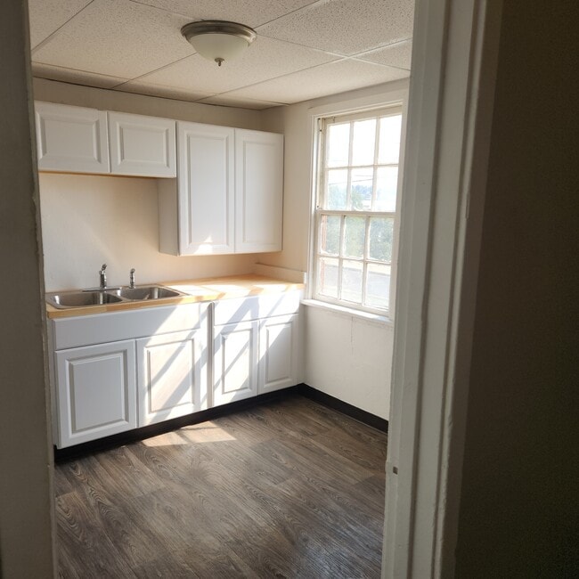 property at 1415 NW Carden Ave