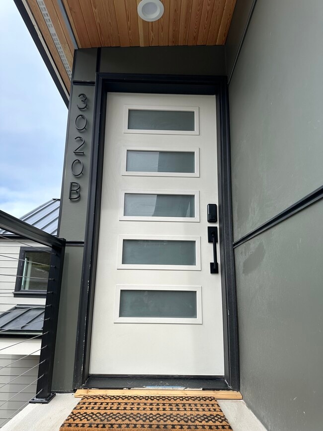 3020 N 33rd St, Unit 3020 B in Tacoma, WA - Foto de edificio - Building Photo