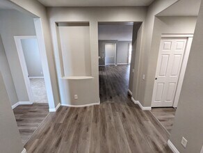 2782 Lochleven Way in Henderson, NV - Building Photo - Building Photo