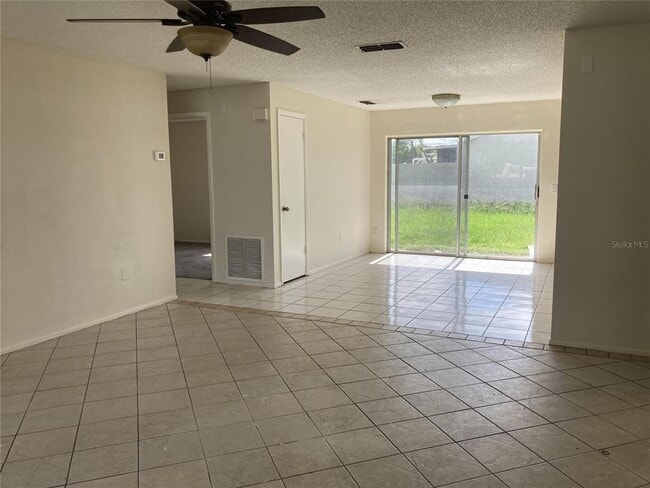 11151 Iron Bridge Rd in Orlando, FL - Building Photo - Building Photo