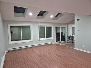 126 Perkins Ave in Waterbury, CT - Building Photo - Building Photo