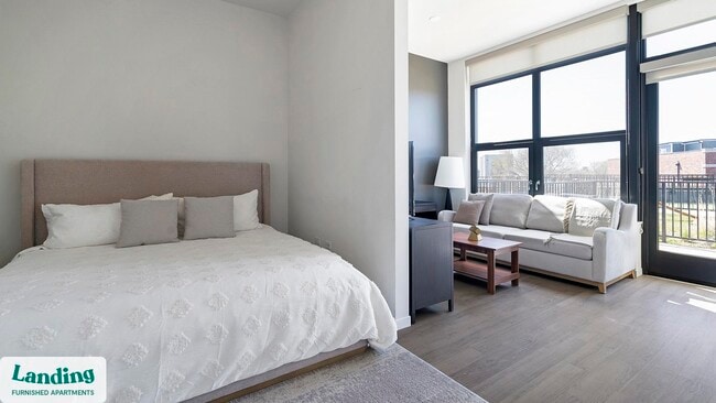 2480-2522-2522 N Milwaukee Ave