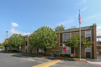 Terrace Heights Apartments in Killeen, TX - Building Photo - Building Photo