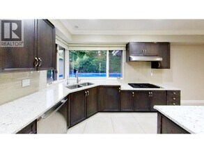 10711 Bamberton Dr in Richmond, BC - Building Photo - Building Photo
